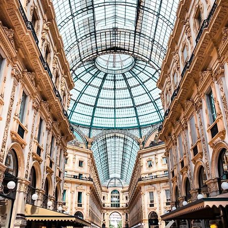 Comecasa Duomo - San Babila Lovely Apartment Milan Bagian luar foto