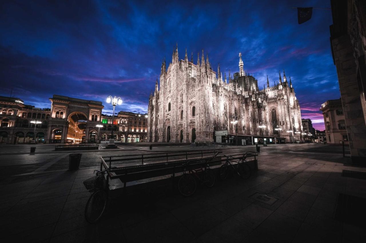 Comecasa Duomo - San Babila Lovely Apartment Milan Bagian luar foto