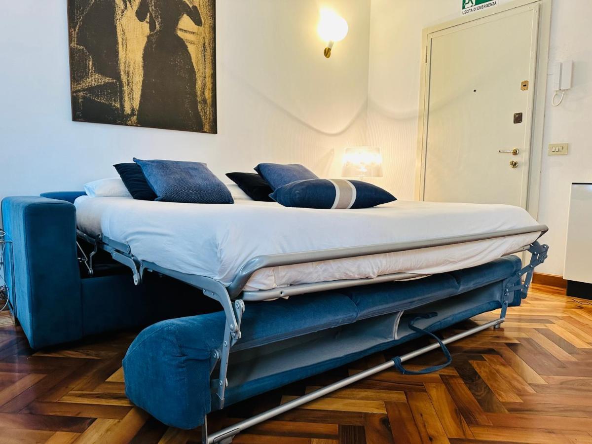 Comecasa Duomo - San Babila Lovely Apartment Milan Bagian luar foto